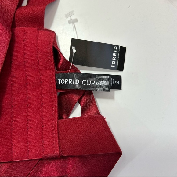 Torrid Red Satin Cutout Strappy Balconette Bra 2X NWT - Picture 4 of 5